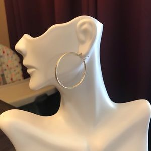 18K FENDI SOLID GOLD EARRINGS